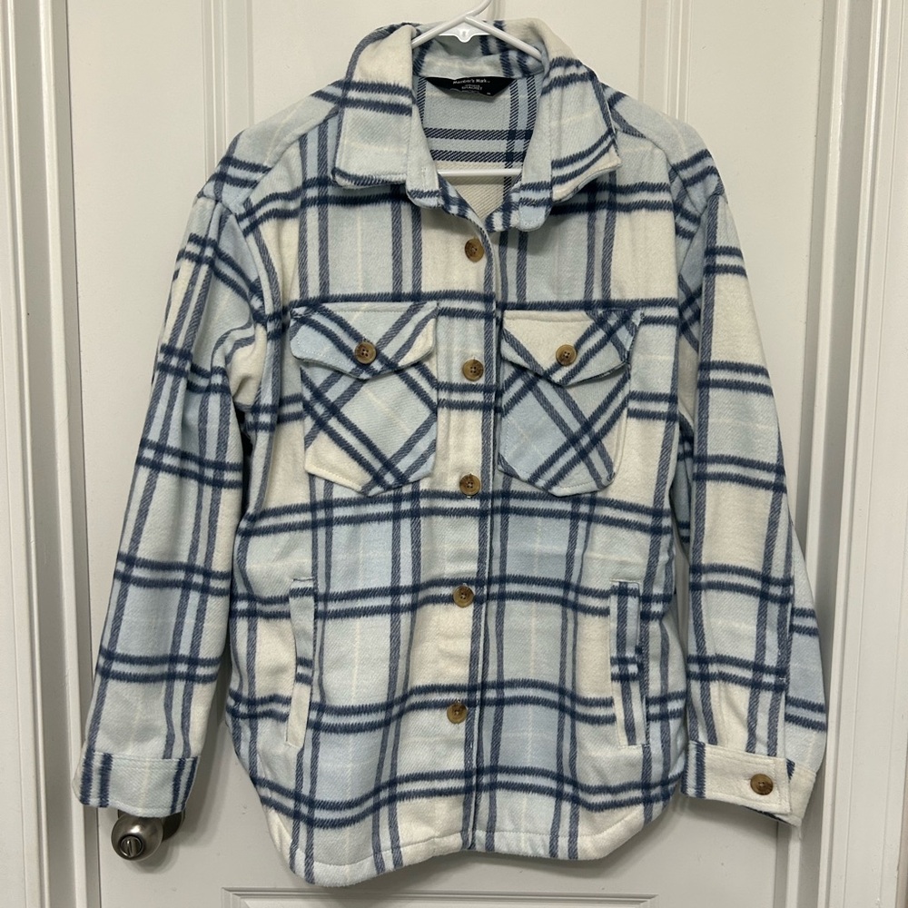 Women’s Plaid Button-up Shacket Size M